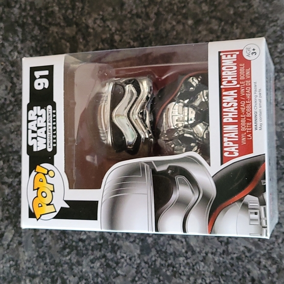 Funko Other - Funko Pop - Star Wars Smuggler's Bounty Captain Phasma (Chrome)